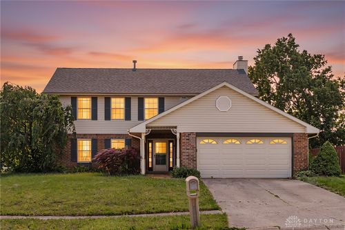 8686 Chauncy Pl, Huber Heights, OH, 45424-1241 | Card Image