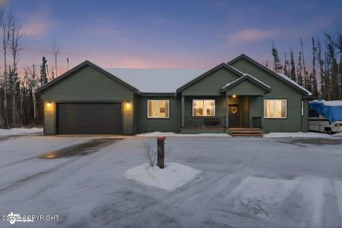 1305 W Woodpecker Cir, Wasilla, AK, 99654-0499 | Card Image