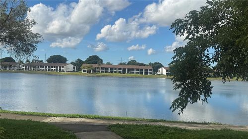 apt-102-212 Lake Pointe Dr, Oakland Park, FL, 33309-3544 | Card Image