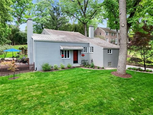 119 Byron Rd, Pittsburgh, PA, 15237-3945 | Card Image