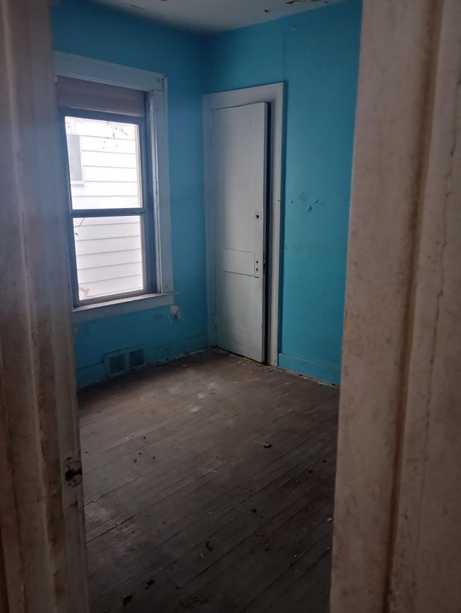 11749 Findlay St, House other with 4 bedrooms, 2 bathrooms and null parking in Detroit MI | Image 6