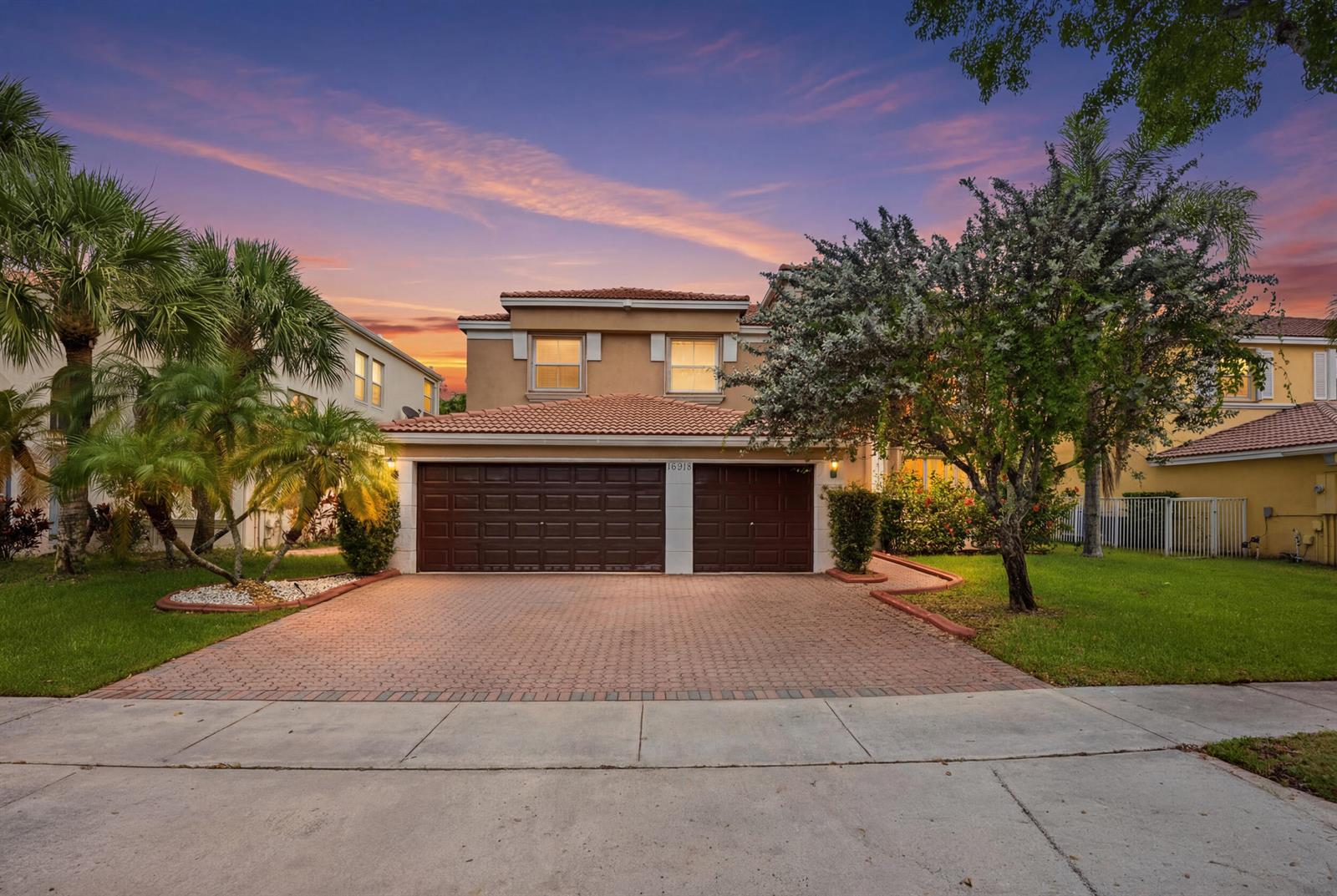 Residential in Pembroke Pines 2
