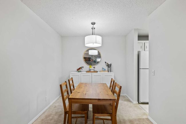 123 Cedar Springs Gardens Sw, Home with 3 bedrooms, 1 bathrooms and 1 parking in Calgary AB | Image 11