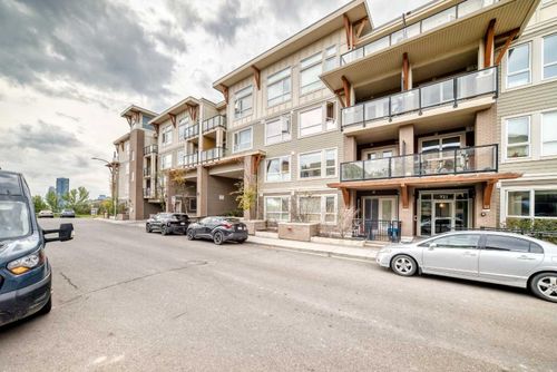 120-707 4 Street Ne, Calgary, AB, T2E3S7 | Card Image