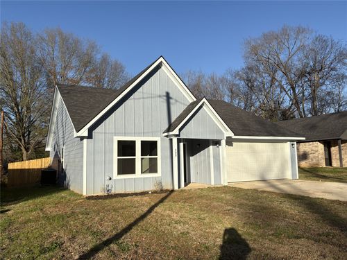 509 Giraud St, Mineola, TX, 75773 | Card Image