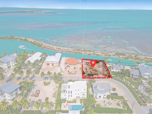 318 E Seaview Cir, Duck Key, FL, 33050-3804 | Card Image