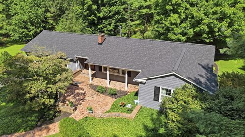 1086 Burg St, Granville, OH, 43023-1014 | Card Image