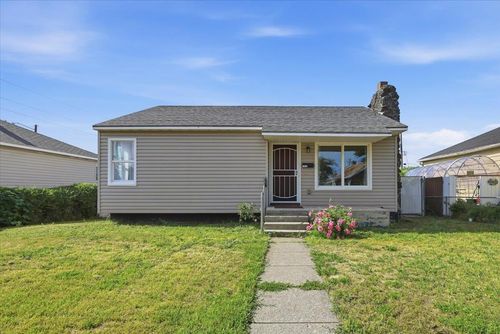 1324 E Kiernan Ave, Spokane, WA, 99207 | Card Image