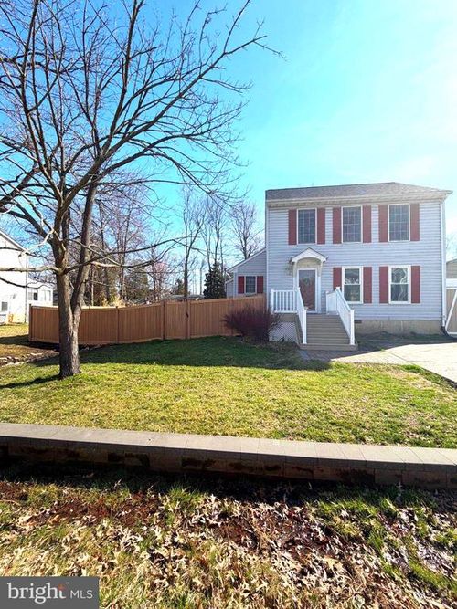 1191 Spruce Ave, Shady Side, MD, 20764-9556 | Card Image