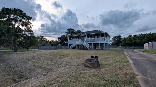 530 S Shady Ln, La Porte, TX, 77571-7250 | Card Image