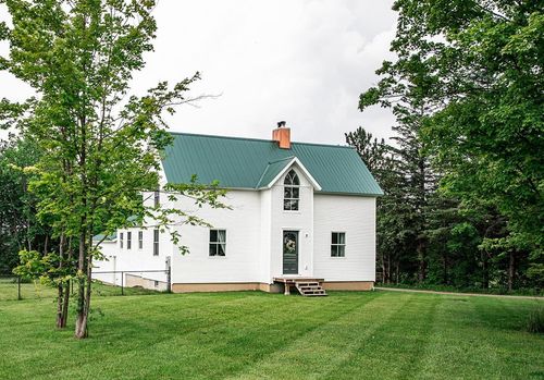 7 Goodall St, Fairfax, VT, 05454-9501 | Card Image