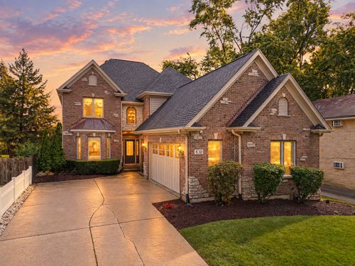 830 Sleight St, Naperville, IL, 60563-3244 | Card Image