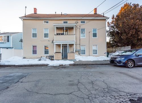 219 Montaup St, Fall River, MA, 02724-3200 | Card Image
