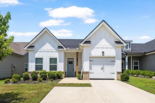2093 Firelight Way, Ooltewah, TN, 37363-2236 | Card Image