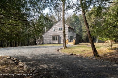 374 Deer Run Rd, Ashland, NY, 12407 | Card Image