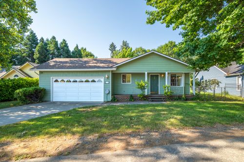 108 Bramblewood Ct, Rogue River, OR, 97537-9638 | Card Image
