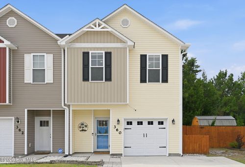 360 Frisco Way, Holly Ridge, NC, 28445-4202 | Card Image