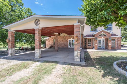 102 E Britton St, Krum, TX, 76249-5629 | Card Image