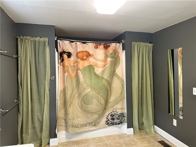 19 Hickory St, House other with 3 bedrooms, 3 bathrooms and null parking in Silver Creek NY | Image 20