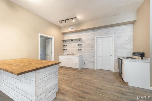 10576 Highway Pp, Poplar Bluff, MO, 63901-4779 | Card Image