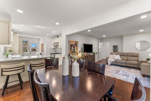 5731 Trojan Ave, San Diego, CA, 92115-5332 | Card Image