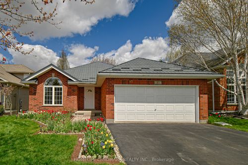 45 Pheasant Run Dr, Guelph, ON, N1C1E7 | Card Image
