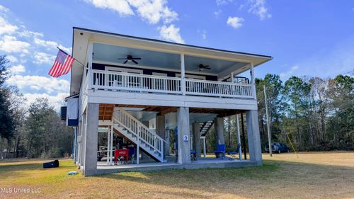 4004 Samoa Rd, Pearlington, MS, 39572-7536 | Card Image