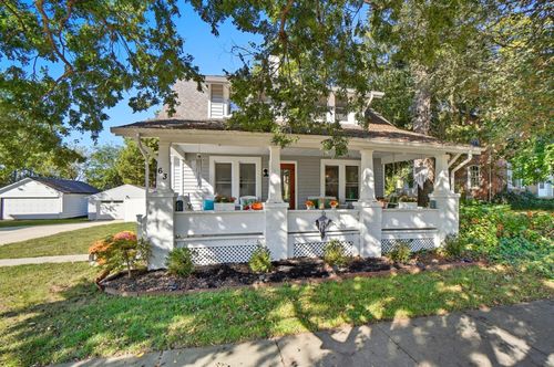 63 N West St, Westerville, OH, 43081-1415 | Card Image