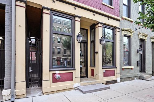 1432 Race St, Cincinnati, OH, 45202-7086 | Card Image