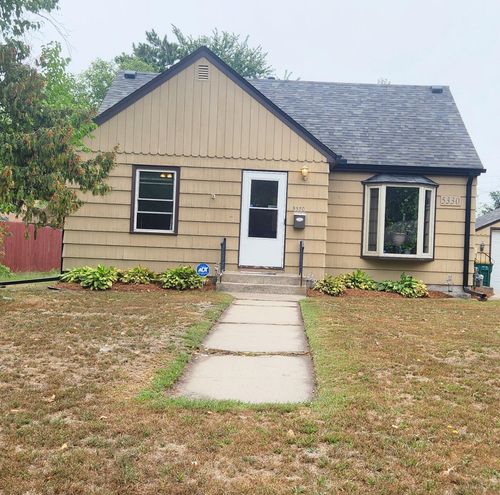 5330 Georgia Ave N, Crystal, MN, 55428-3945 | Card Image