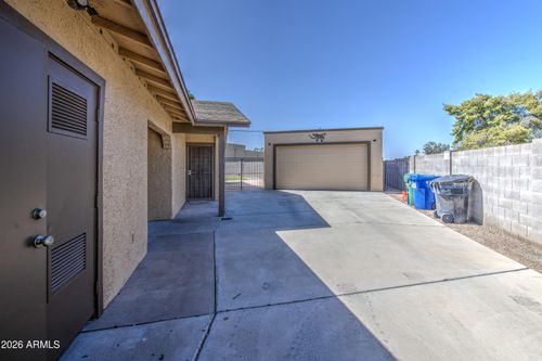 1308 E Hopi Cir, Mesa, AZ, 85204-5960 | Card Image