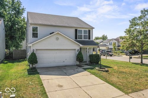 11925 Sapling Cir, Noblesville, IN, 46060-8140 | Card Image