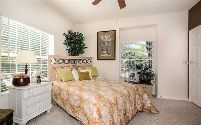 B - 7685 Plantation Cir, Townhouse with 2 bedrooms, 3 bathrooms and null parking in UNIVERSITY PARK FL | Image 16