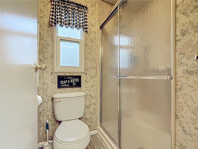 Guest Bathroom | Image 29