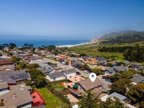 468 4th St, Montara, CA, 94037-9856 | Card Image