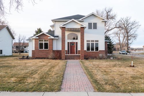 4912 Inlet Bay Drive Se, Mandan, ND, 58554 | Card Image