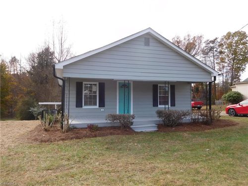 3830 Robinhood Rd, Winston Salem, NC, 27106-4762 | Card Image