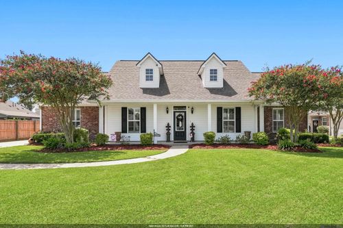 12031 Coueron Dr, Saint Amant, LA, 70774-3565 | Card Image