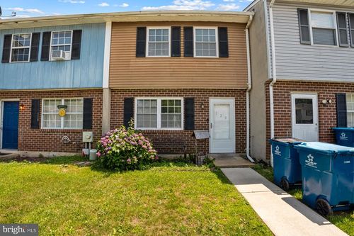 120 Danford Dr, Elkton, MD, 21921-6265 | Card Image