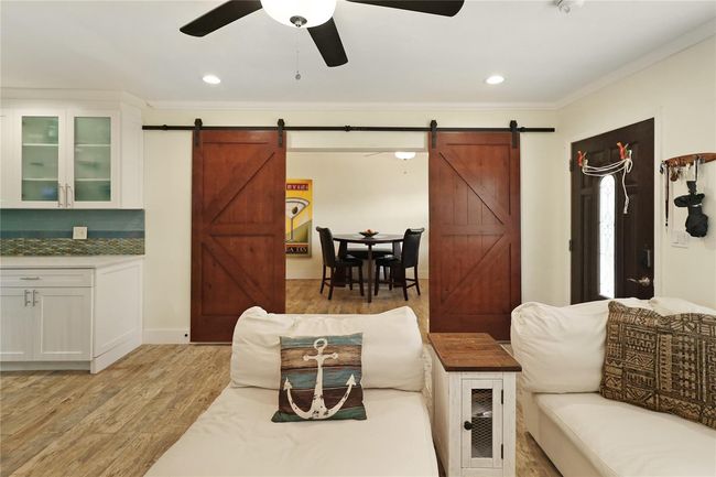 1906 2 Nd St, House other with 3 bedrooms, 2 bathrooms and null parking in INDIAN ROCKS BEACH FL | Image 21