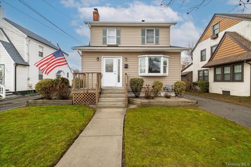 125 Wilson St, East Rockaway, NY, 11518-1024 | Card Image