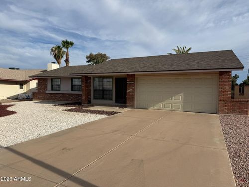 10433 W Laurie Ln, Peoria, AZ, 85345-7430 | Card Image