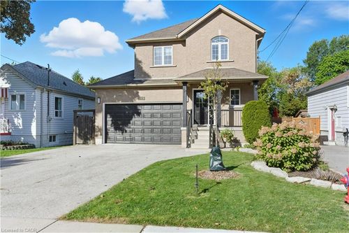150 E 38th St, Hamilton, ON, L8V4E7 | Card Image
