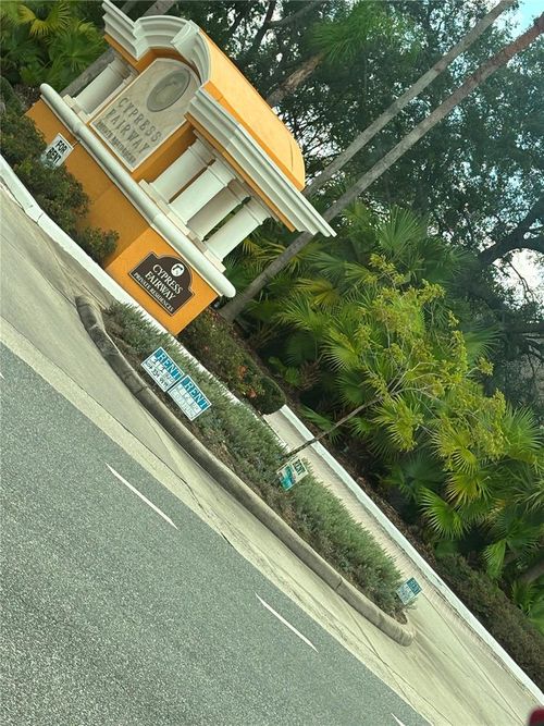 5203-5463 Vineland Rd, ORLANDO, FL, 32811-7664 | Card Image