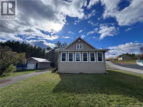 305 Main St, Plaster Rock, NB, E7G2G3 | Card Image