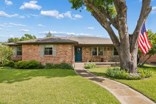 8446 Sweetwood Drive, Dallas, TX, 75228 | Card Image