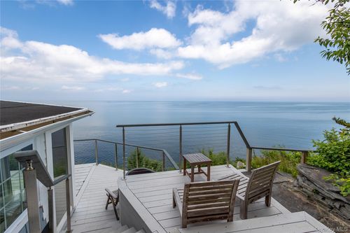 58 Hillcrest Dr, Baiting Hollow, NY, 11933-1268 | Card Image