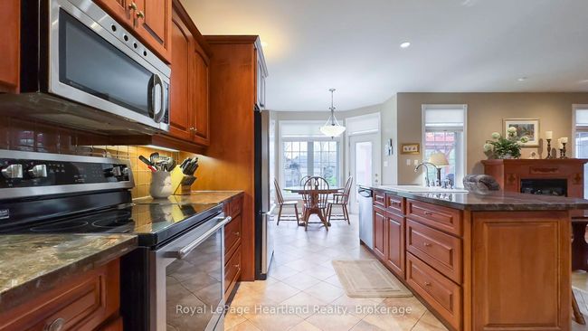81187 Pfrimmer Rd, House other with 3 bedrooms, 3 bathrooms and 4 parking in Goderich ON | Image 13
