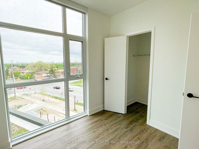 320 - 60 George Butchart Dr, Condo with 2 bedrooms, 2 bathrooms and null parking in North York ON | Image 22
