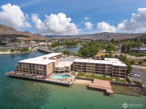 521-322 W Woodin Ave, Chelan, WA, 98816-9152 | Card Image